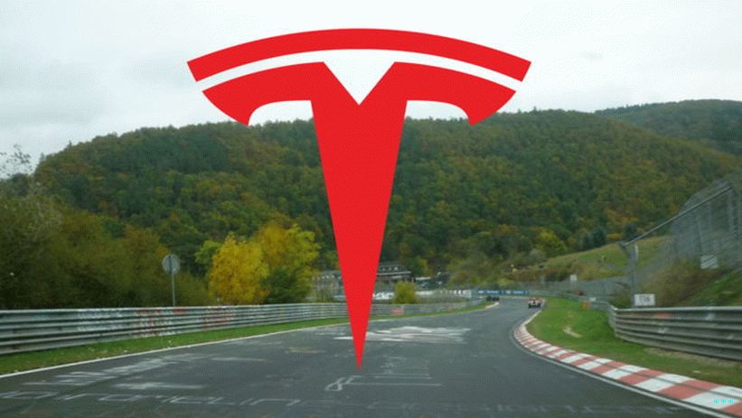 Elon Musk abandonne avec Porsche et envoie une Model S au Nürburgring